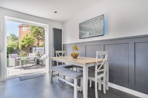 Kitchen breakfast room angle 2- click for photo gallery